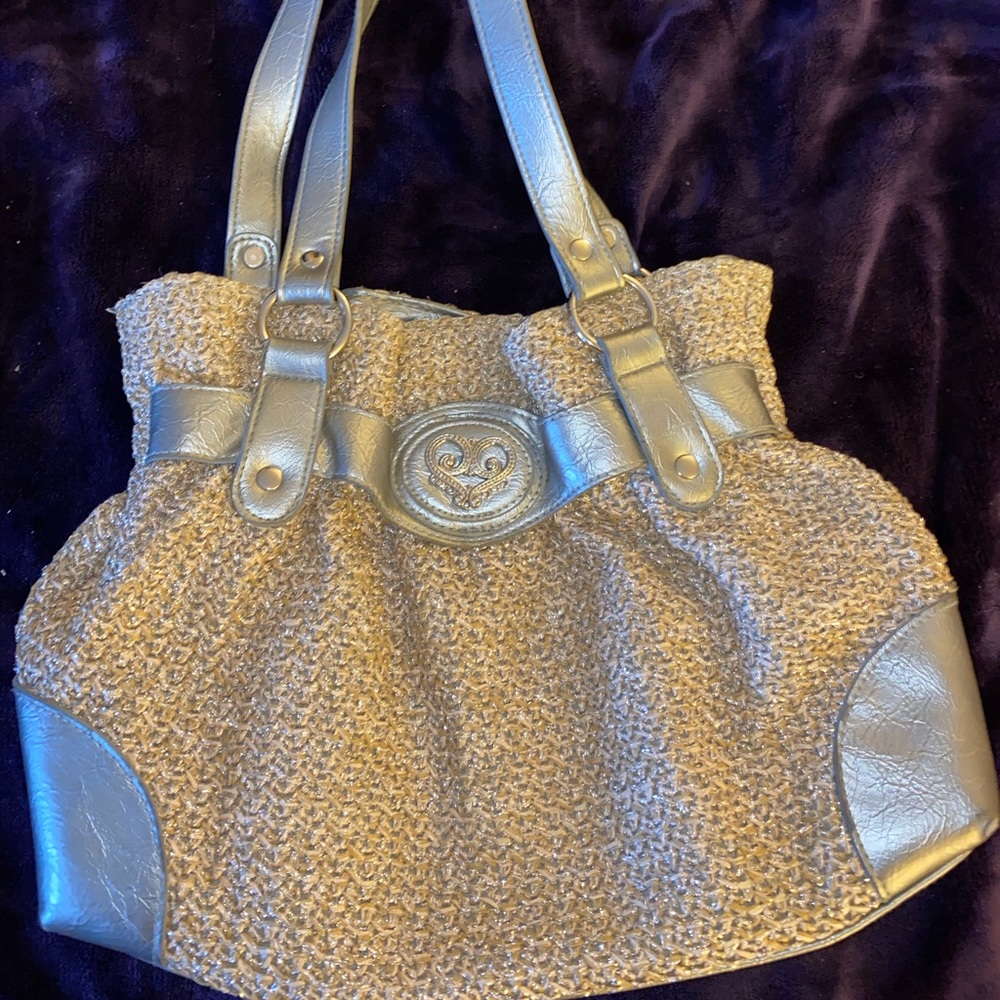 Women’s purse